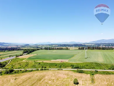Na predaj pozemok, 860 m², Liptovský Hrádok, SNP