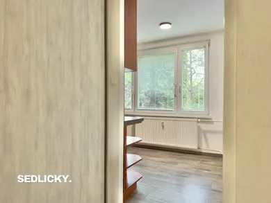 Na prenájom 2-izbový byt, 59 m², Prievidza, Nábrežie sv. Cyrila