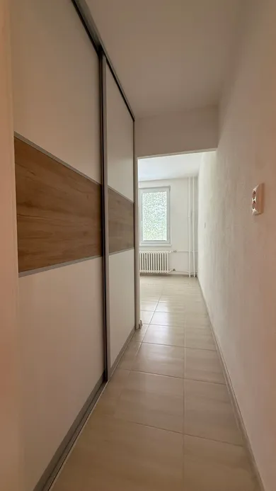 Na predaj 2-izbový byt, 61 m², Levice