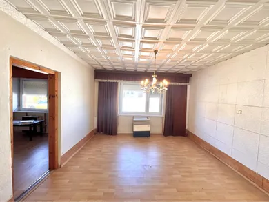 Na predaj 4-izbový dom, 110 m², Šurany