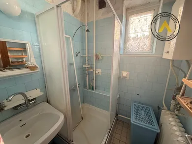Na predaj 3-izbový dom, 200 m², Hlohovec, Koperníkova