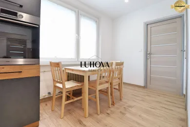 Na predaj 3-izbový byt, 68 m², Púchov, Rastislavova