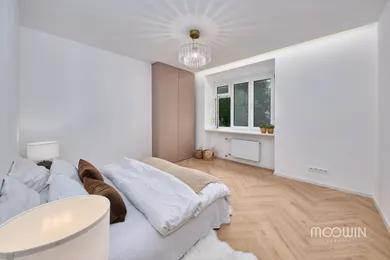 Na predaj 3-izbový byt, 94 m², Bratislava-Staré Mesto, Jelenia
