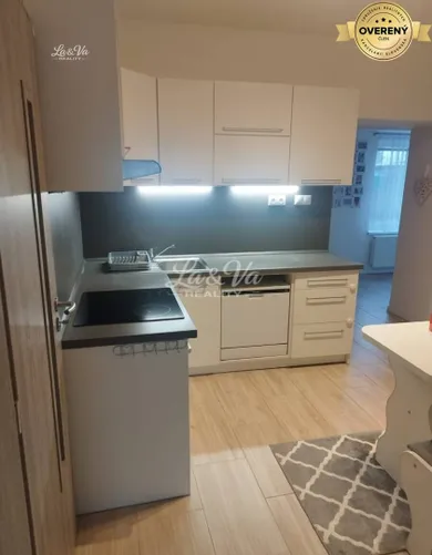 Na predaj 3-izbový dom, 100 m², Šurany