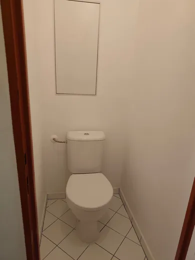 Na prenájom 1-izbový byt, 35 m², Bratislava-Karlova Ves, Hodálova