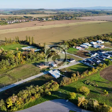 Na predaj pozemok v Levice · €42 280 · Pôvodný stav