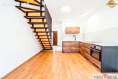 Na predaj 3-izbový byt, 66 m², Veľký Slavkov, Centrum