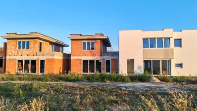 Na predaj 4-izbový dom, 248 m², Senec