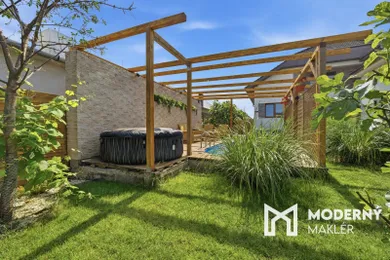 Na predaj dom, 141 m², Senec