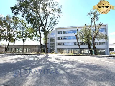 Na prenájom komerčné, 150 m², Bratislava-Ružinov, Vlčie Hrdlo