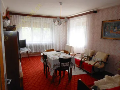 Na predaj 6-izbový dom, 140 m², Banská Bystrica