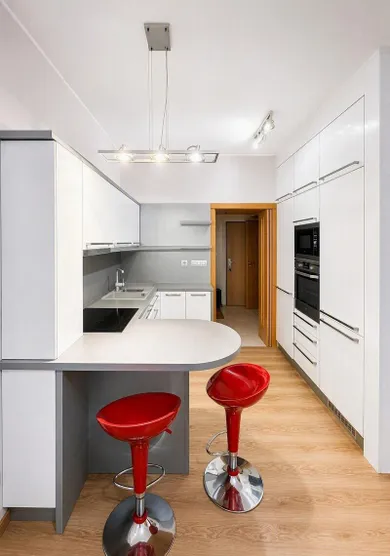 Na predaj 2-izbový byt, 39 m², Bratislava-Staré Mesto, Železničiarska