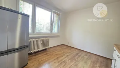 Na prenájom 1-izbový byt, 39 m², Podbrezová, Šupkova