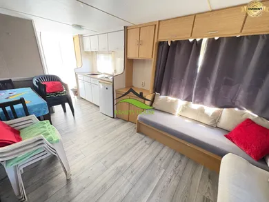 Na predaj pozemok, 200 m², Vinné