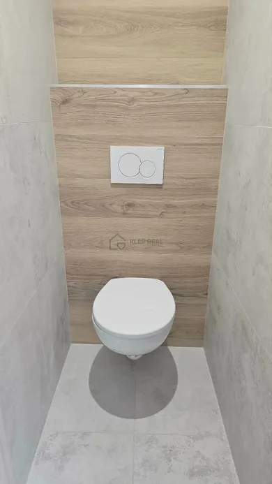 Na predaj 2-izbový byt, 44 m², Košice-Staré Mesto, Vojenská
