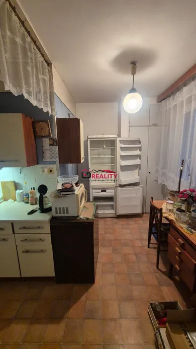 Na predaj 3-izbový byt, 64 m², Hriňová, Partizánska