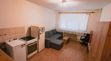 Mieszkania na wynajem, 1-pokojowe, Martin · €350