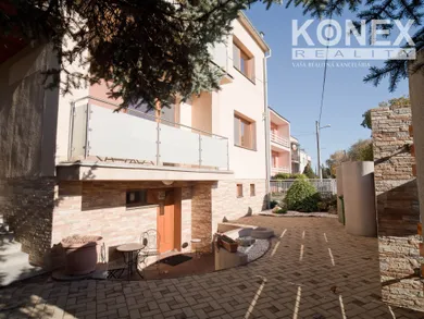 Na predaj 6-izbový dom, 112 m², Michalovce, A. V. Suvorova