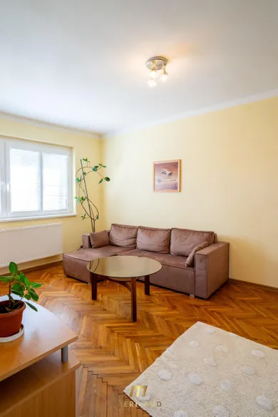 Na predaj 3-izbový byt, 59 m²