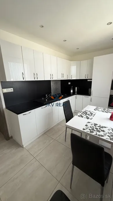 Na prenájom 3-izbový byt, 73 m², Prešov