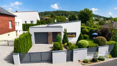 Domy na predaj 4-izbový, Banská Bystrica · €599 999