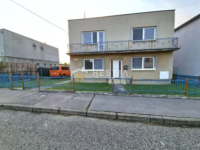 Domy na predaj 7-izbový, Senica · €204 900
