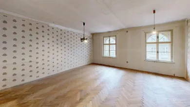 Na predaj 4-izbový byt, 124 m², Bratislava-Staré Mesto, Klemensova