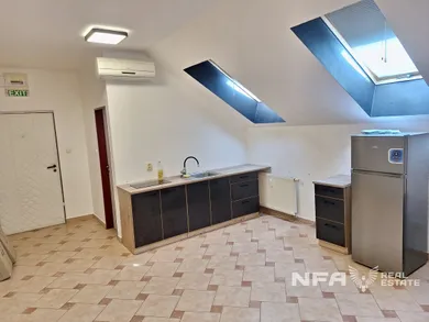 Na prenájom komerčné, 45 m², Nitra