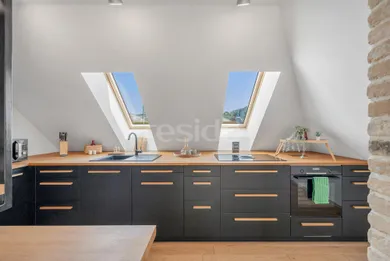 Na predaj 4-izbový byt, 117 m², Bratislava-Staré Mesto, Brnianska