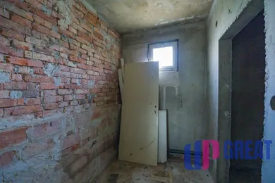 Na predaj 12-izbový dom, 422 m², Hrachovište