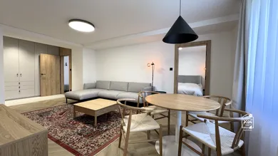 Mieszkania na wynajem, 3-pokojowe, Košice-Staré Mesto · €1100