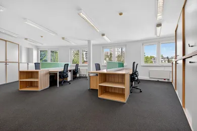 Na prenájom komerčné, 57 m², Bratislava-Karlova Ves, Jána Stanislava