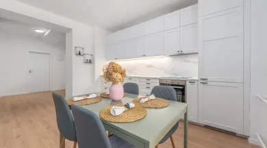 Mieszkania na wynajem, 3-pokojowe, Bratislava-Nové Mesto · €1200