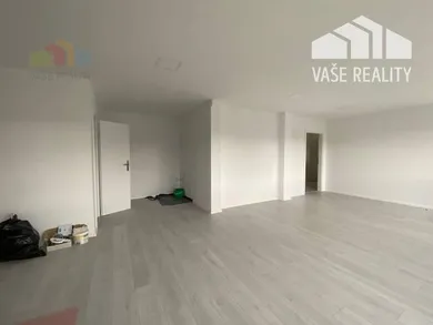 Na prenájom objekt, 52 m², Povazska Bystrica