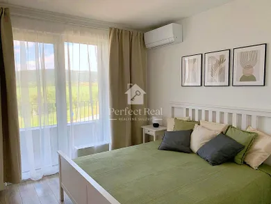 Na prenájom 2-izbový byt, 52 m², Bratislava-Záhorská Bystrica