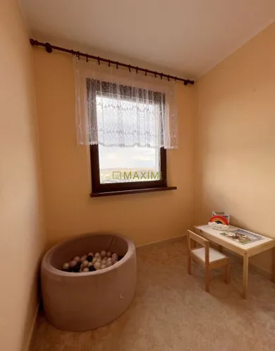 Na predaj 3-izbový byt, 66 m², Bratislava-Karlova Ves