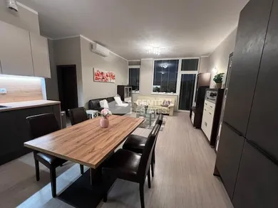 Mieszkania na wynajem, 4-pokojowe, Bratislava-Ružinov · €1350