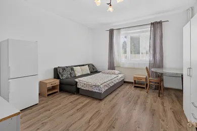 Na predaj 4-izbový dom, 250 m², Trnava