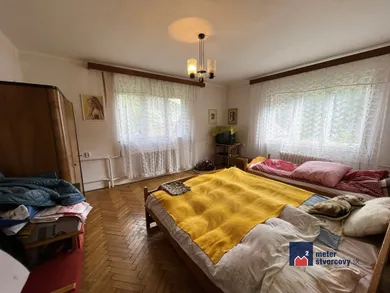 Na predaj 4-izbový dom, 429 m², Veľké Rovné
