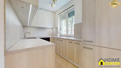 Byty na prenájom 3-izbový, Komárno · €650