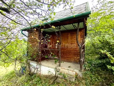 Na predaj pozemok, 435 m², Liptovský Mikuláš, Záhradná