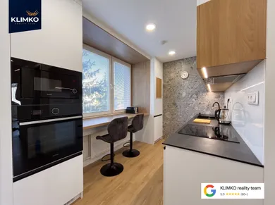 Квартиры в аренду, 3-комнатные, Prešov · €800