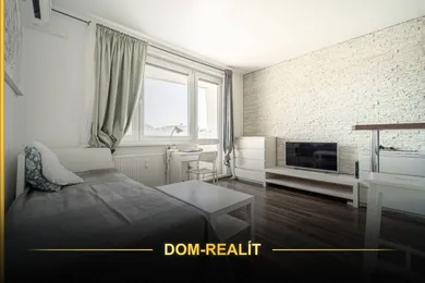 Mieszkania na wynajem, 1-pokojowe, Bratislava-Petržalka · €620