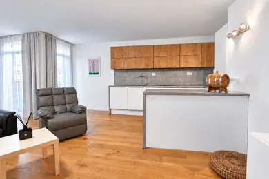 Na predaj 3-izbový byt, 98 m², Trnava, Kapitulská