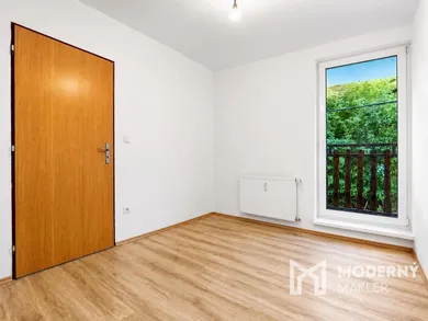Na predaj 3-izbový byt, 61 m², Omastiná
