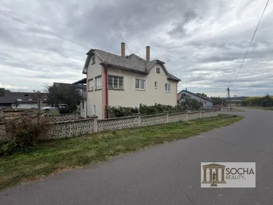 Na predaj 4-izbový dom, 271 m², Príbelce