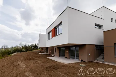Domy na predaj 5-izbový, Banská Bystrica · €518 600