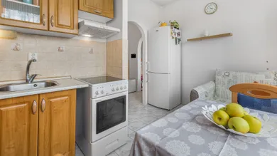 Na predaj 1-izbový byt, 35 m², Bratislava-Nové Mesto, Račianska