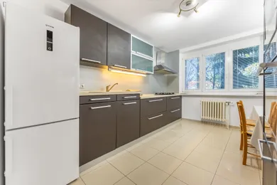 Na prenájom 3-izbový byt, 96 m², Trnava, Ulica Sladovnícka