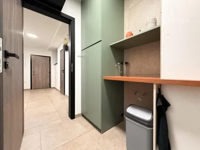 Na predaj komerčné, 75 m², Žilina, Daniela Dlabača